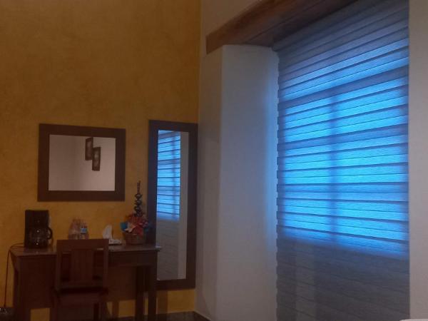 Casa Esmeralda Hotel : photo 5 de la chambre chambre lits jumeaux standard avec canapé