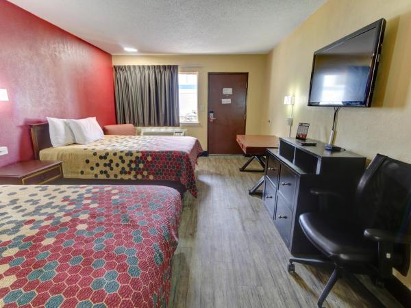 Econo Lodge Town Center : photo 1 de la chambre chambre double avec 2 lits doubles - fumeurs