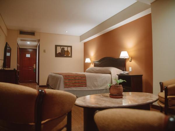 Casa Real Hotel : photo 4 de la chambre suite junior