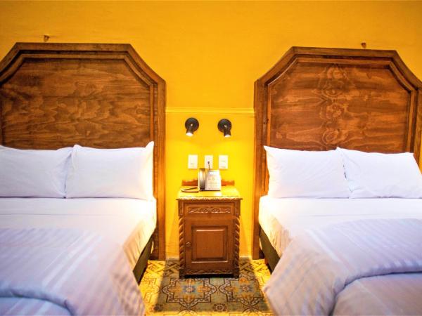 Hotel Real Toledo by Kavia : photo 2 de la chambre chambre double avec 2 lits doubles