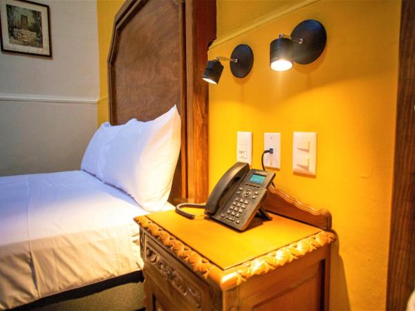 Hotel Real Toledo by Kavia : photo 3 de la chambre chambre double avec 2 lits doubles