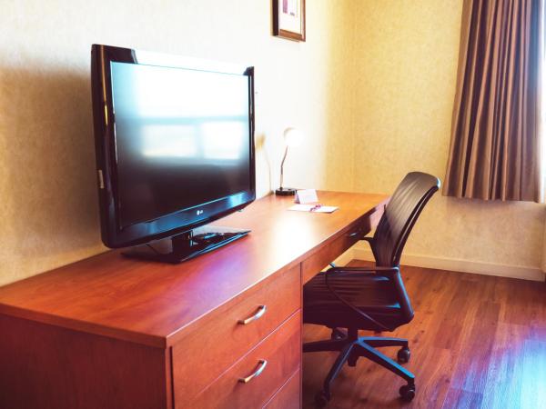 Rosslyn Inn & Suites : photo 4 de la chambre chambre standard avec 2 lits queen-size - nouveau bâtiment