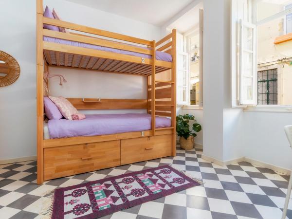 Female Hostel : photo 6 de la chambre lit dans dortoir pour femmes de 4 lits