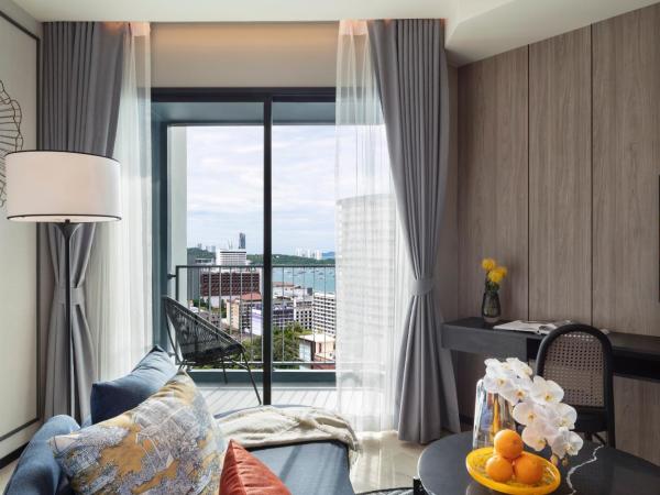 Somerset Pattaya - SHA Plus : photo 2 de la chambre appartement exécutif 3 chambres