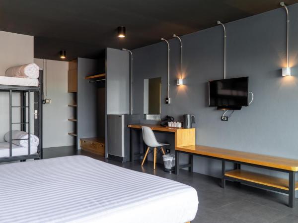 Get Zleep Premium Budget Hotel : photo 4 de la chambre chambre lit king-size familiale