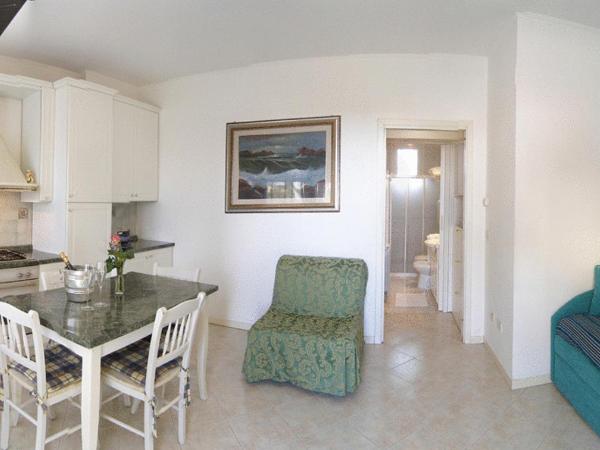 Hotel Germania : photo 4 de la chambre appartement 1 chambre - bâtiment séparé