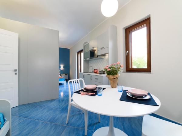 Il Papavero Residence Arbostella : photo 3 de la chambre appartement 1 chambre avec balcon