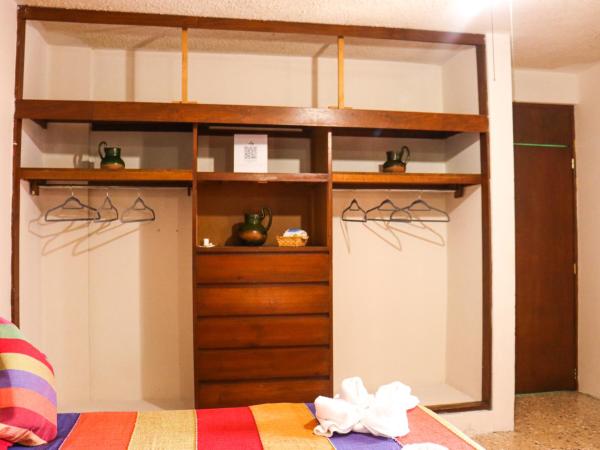 Posada Don Mario : photo 8 de la chambre chambre triple basique avec salle de bains commune