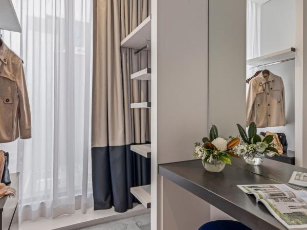 Peppers Waymouth Hotel : photo 4 de la chambre chambre d'angle lit king-size deluxe premium peppers