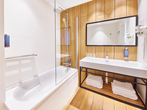 Barcelona Century Hotel : photo 4 de la chambre chambre lits jumeaux standard