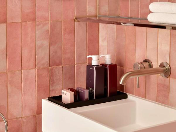 Quincy Hotel Melbourne : photo 2 de la chambre altitude view king or twin