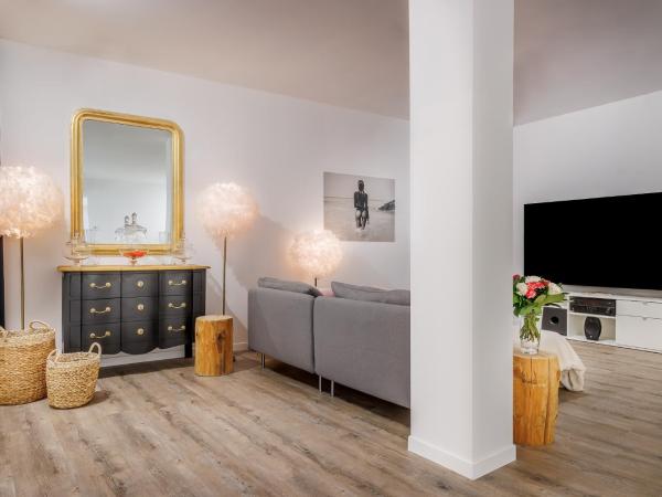 Belfry & Spa by Ligne St Barth : photo 6 de la chambre suite deluxe avec balcon et accès gratuit au spa - vue sur sanctuaire