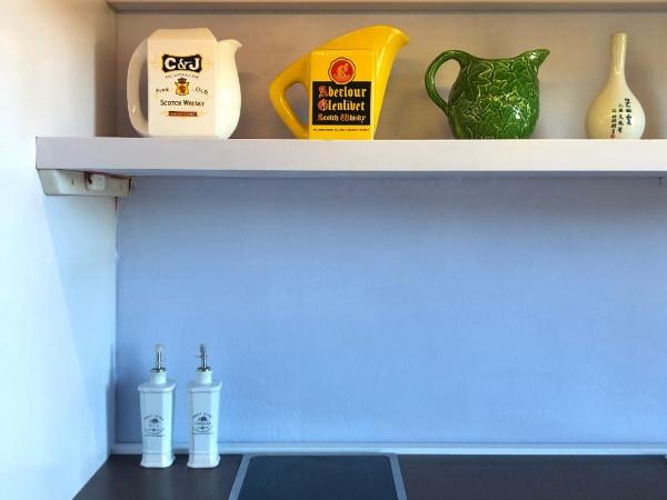 suite with terrace in Milan naviglio pavese : photo 8 de la chambre chambre double avec salle de bains privative