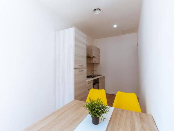 Central House - Apartments in Naples : photo 8 de la chambre appartement supérieur