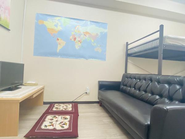 GUEST HOUSE B's FiveⅡ : photo 6 de la chambre chambre quadruple avec salle de bains privative