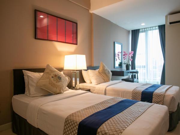 Sky Hotel : photo 7 de la chambre suite studio