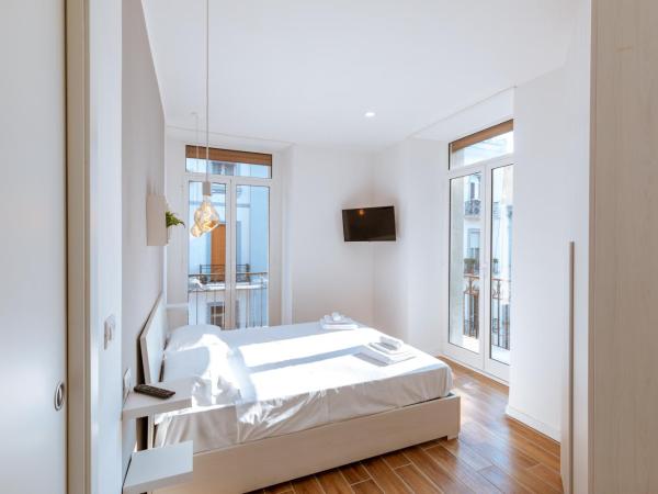 Central House - Apartments in Naples : photo 3 de la chambre appartement avec terrasse