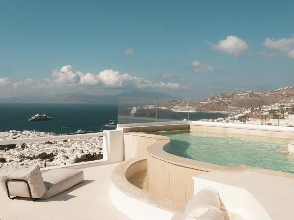 Lovia Mykonos : photo 9 de la chambre suite lune de miel avec piscine privée - vue sur mer