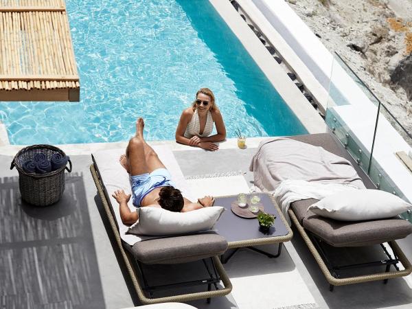 Santo Pure Oia Suites & Villas : photo 3 de la chambre suite exclusive avec piscine - vue sur mer et coucher de soleil