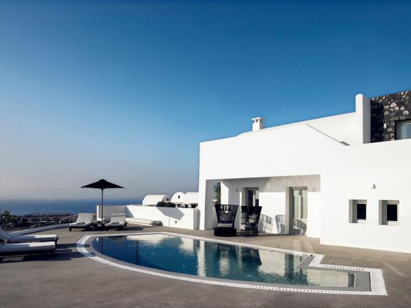 Santo Pure Oia Suites & Villas : photo 2 de la chambre villa selini avec piscine - vue sur mer et coucher de soleil