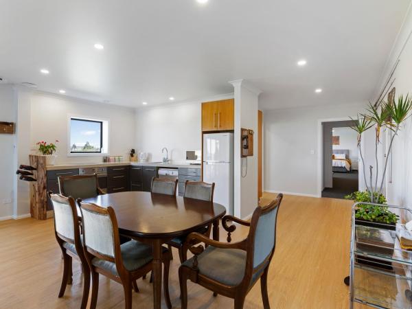 Hilltop Whakaipo Estate : photo 8 de la chambre appartement 2 chambres