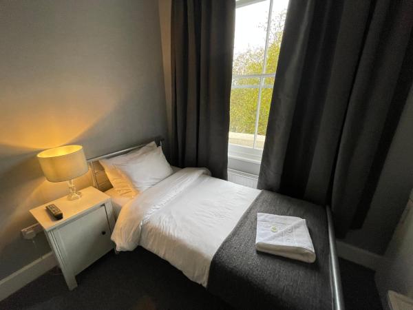 Ravna Gora : photo 1 de la chambre chambre simple avec salle de bains commune