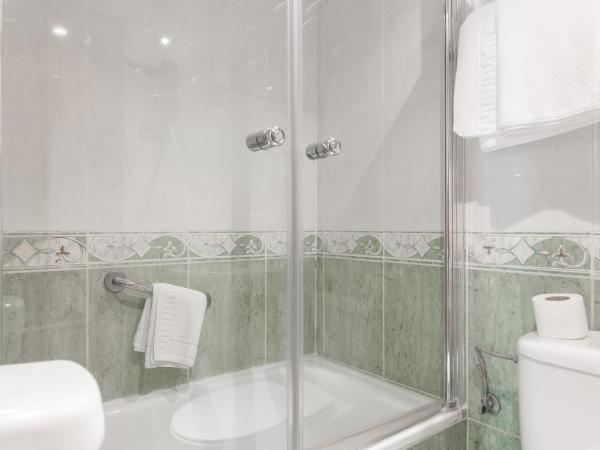 Hotel Alameda Málaga : photo 9 de la chambre chambre lits jumeaux