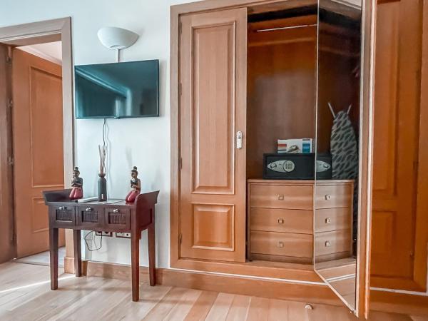 The Marbella Heights Boutique Hotel : photo 8 de la chambre chambre lits jumeaux supérieure - vue sur mer