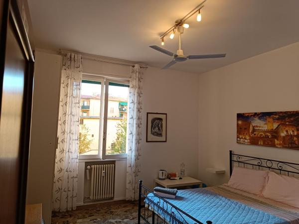Affittacamere Pratello 97 : photo 3 de la chambre chambre double avec lit d'appoint