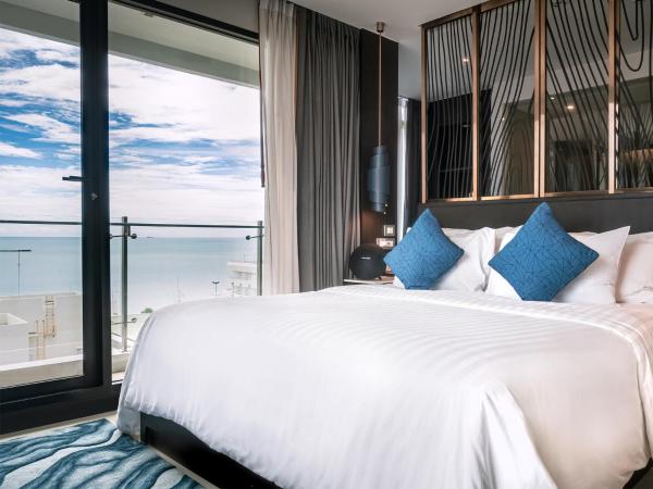 Mytt Hotel Pattaya - SHA Extra Plus : photo 1 de la chambre suite junior - vue sur mer