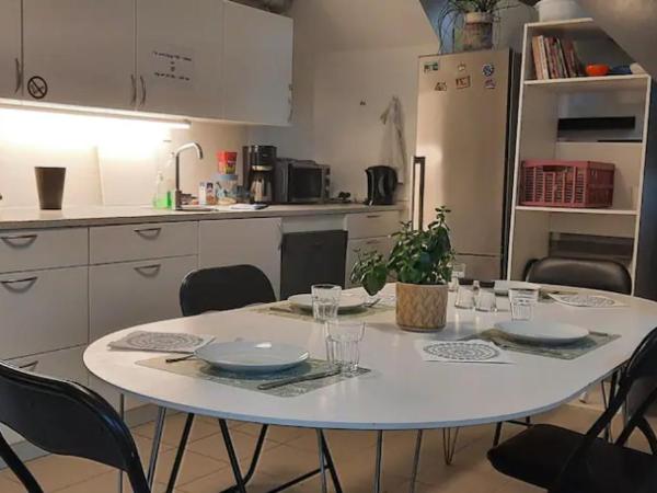 Wooden box with sleeping amenities Vindegade 53E : photo 1 de la chambre chambre simple Économique