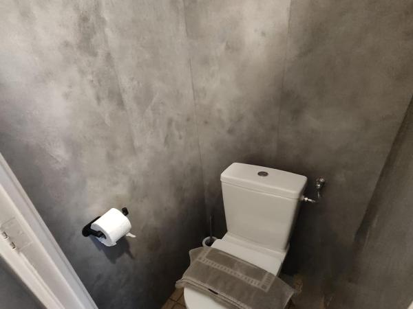 Hotel Holland Lodge : photo 6 de la chambre chambre lits jumeaux - vue sur jardin