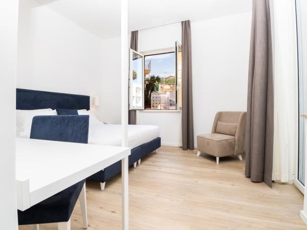 Hotel Isabella Sorrento : photo 5 de la chambre chambre double ou lits jumeaux avec balcon