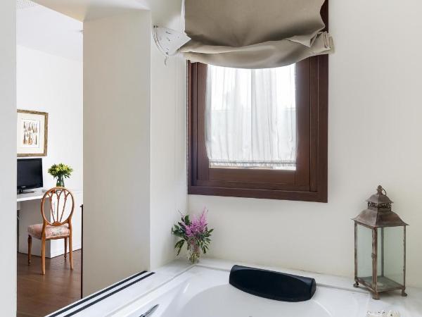 Hotel Amadeus Sevilla : photo 3 de la chambre suite