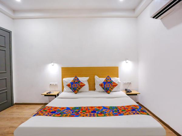 FabHotel Roseman : photo 2 de la chambre chambre deluxe