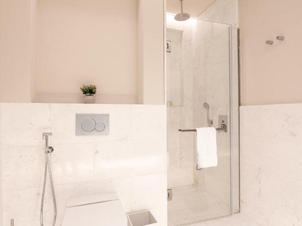 Ultra Luxury Palm Tower with Shared 5 Star Hotel Facilities : photo 6 de la chambre studio - vue sur océan