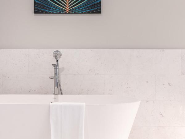 Ultra Luxury Palm Tower with Shared 5 Star Hotel Facilities : photo 3 de la chambre suite - vue sur mer