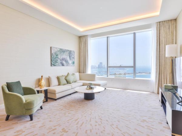 Ultra Luxury Palm Tower with Shared 5 Star Hotel Facilities : photo 1 de la chambre suite - vue sur mer