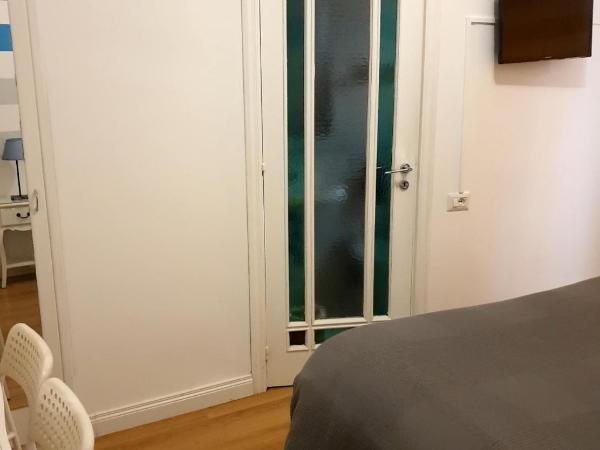 B&B Rivalta - Posillipo : photo 1 de la chambre chambre double ou lits jumeaux supérieure - vue sur jardin