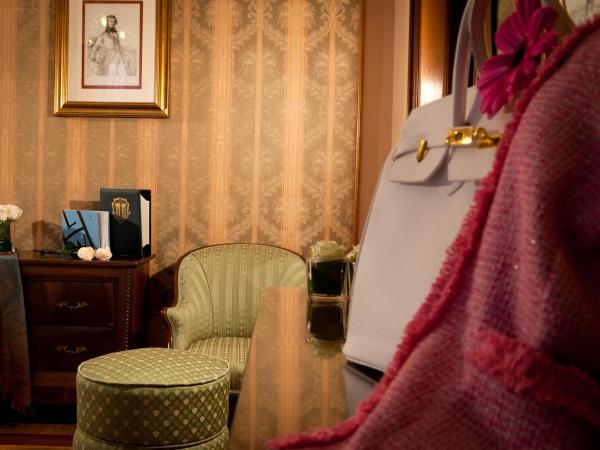 Due Torri Hotel : photo 5 de la chambre chambre deluxe double ou lits jumeaux