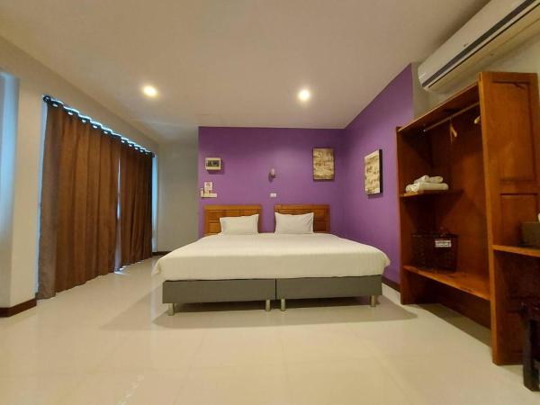 Graphic House @ Chiang Rai : photo 8 de la chambre chambre double ou lits jumeaux deluxe avec balcon