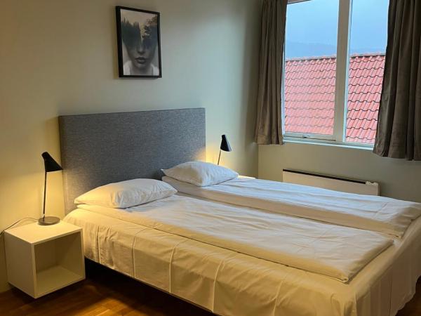City Hostel Bergen : photo 3 de la chambre chambre double avec salle de bains privative