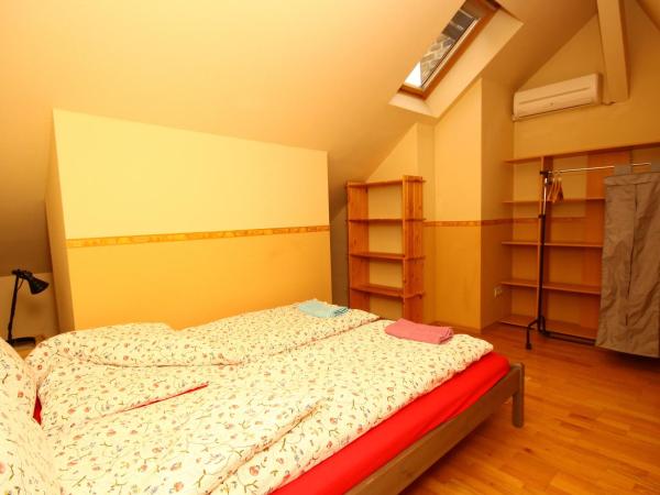 Pal's Hostel and Apartments : photo 9 de la chambre penthouse