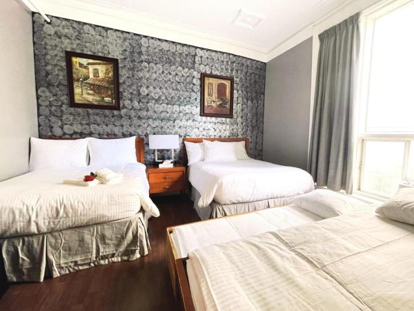 Hotel de Paris Montreal : photo 2 de la chambre chambre familiale