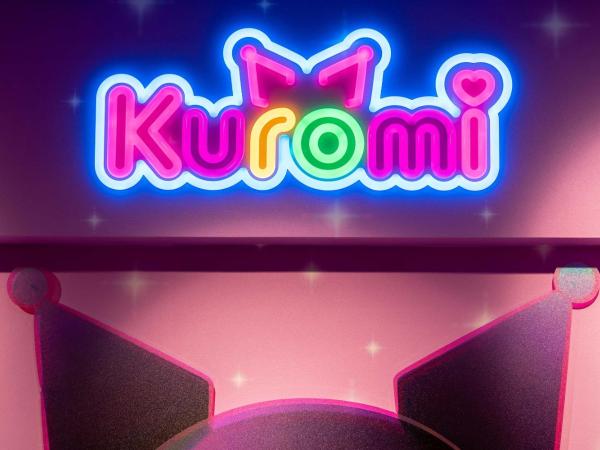 RESI STAY THE KYOTO : photo 10 de la chambre cosmic kuromi - chambre de caractère avec 2 lits doubles