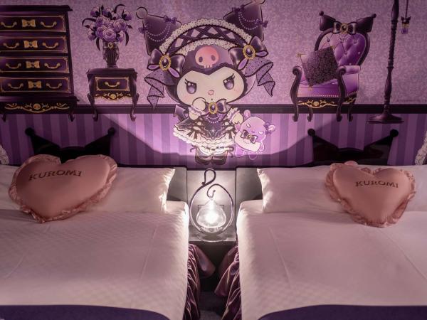 RESI STAY THE KYOTO : photo 4 de la chambre gothic lolita kuromi - chambre de caractère avec 2 lits doubles