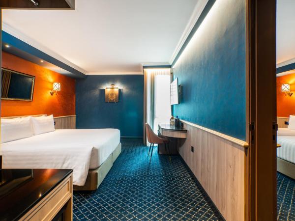 The Coach Hotel Sukhumvit - Asok BTS Bangkok by Compass Hospitality : photo 3 de la chambre hébergement double decker coach