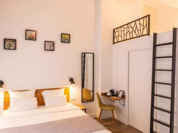 Hotel Terre Neuve : photo 1 de la chambre chambre double classique - rez-de-chaussée