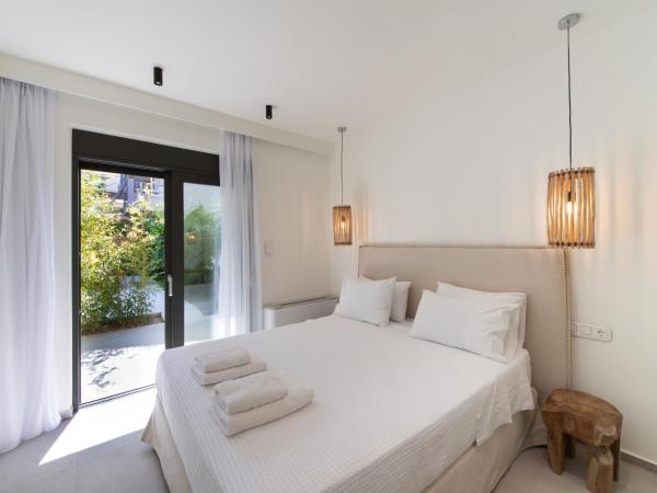 Pnoe - Feel at Home : photo 8 de la chambre appartement - vue sur jardin