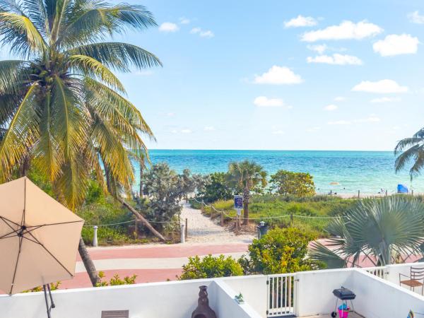 Girasole Rentals : photo 9 de la chambre villa - côté plage